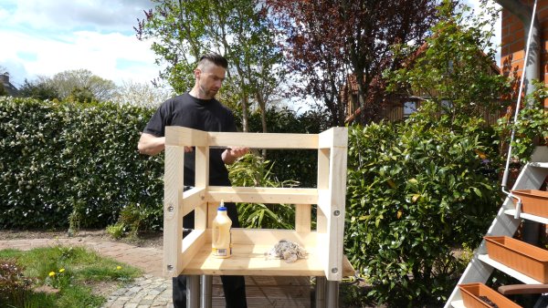 der Gartenstuhl ist fast fertig